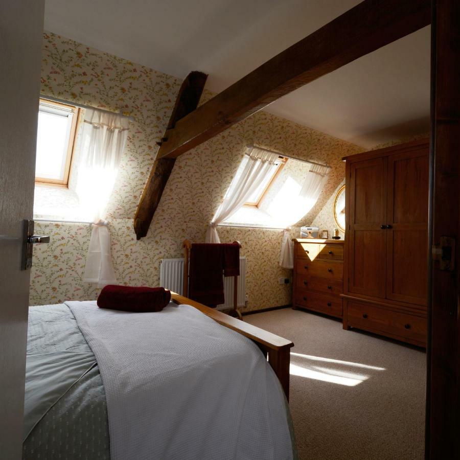 Barn Loft Villa Brecon Exterior photo